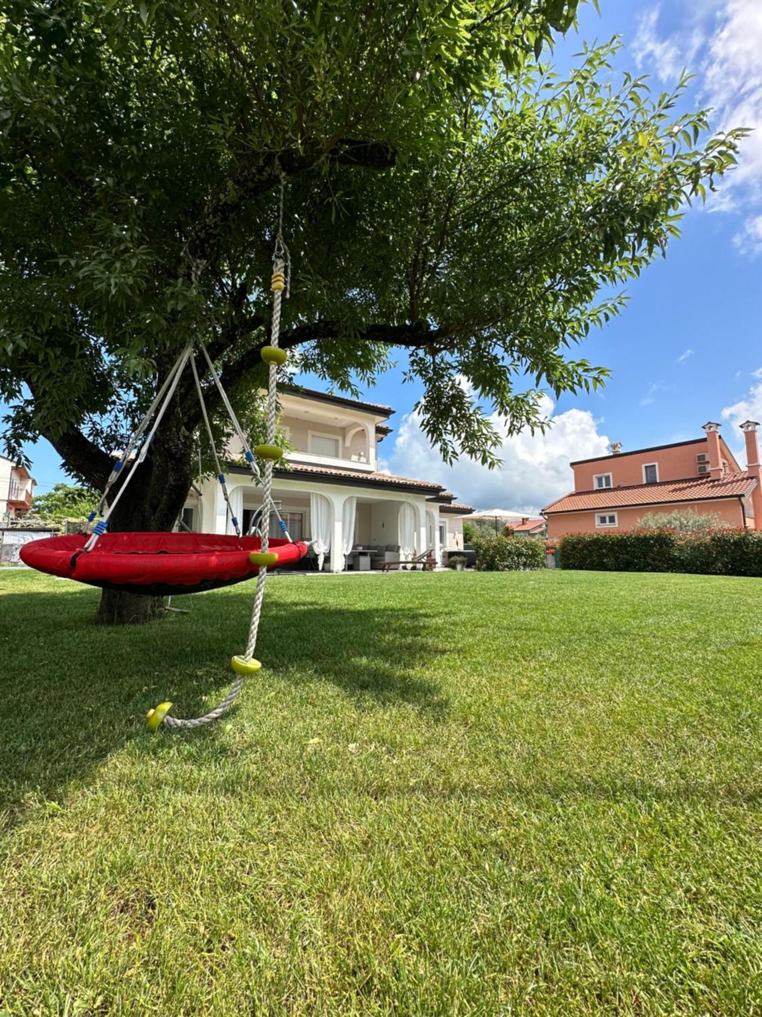 Villa Zonta Apartment Maremi With Private Jacuzzi Buje Kültér fotó
